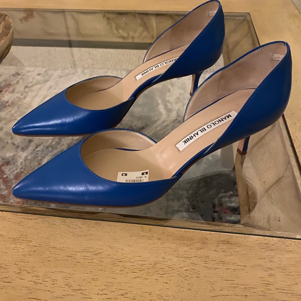 Manolo Blahnik Kitten Heels - Picture 2 of 6